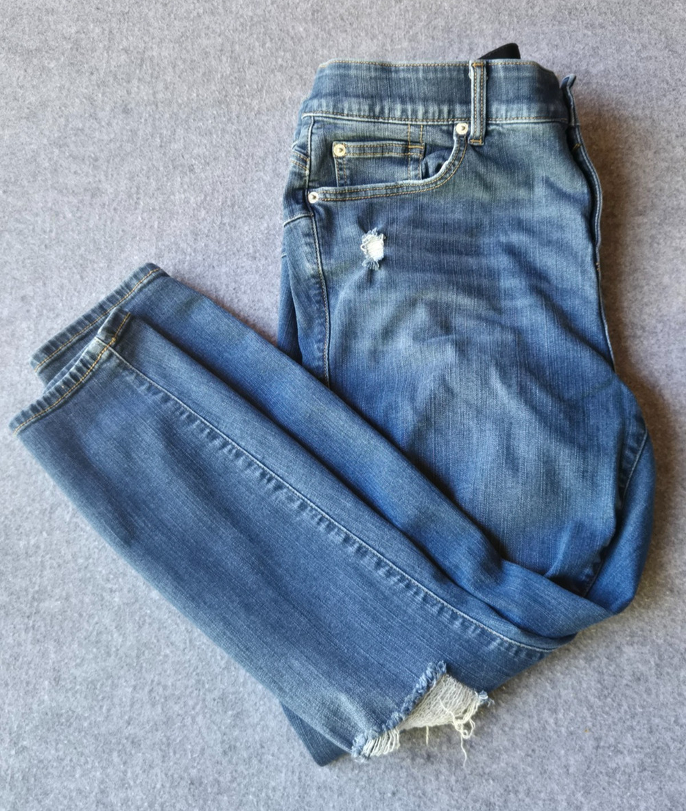 Torrid Women's Jeans Bombshell Skinny Premium Stretch Distressed Size 20 Short